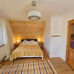Widokowy Dom W Dolinie Holiday home *