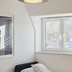 Widokowy Dom W Dolinie 別荘 シュチルク
