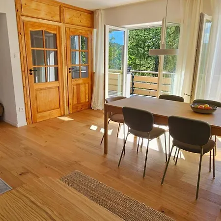 Vakantiehuis Widokowy Dom W Dolinie *