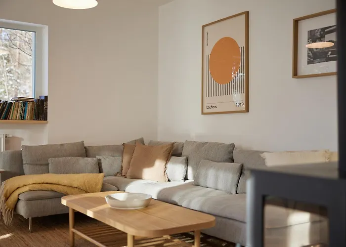 Widokowy Dom W Dolinie בית נופש שצ'צ'ירק